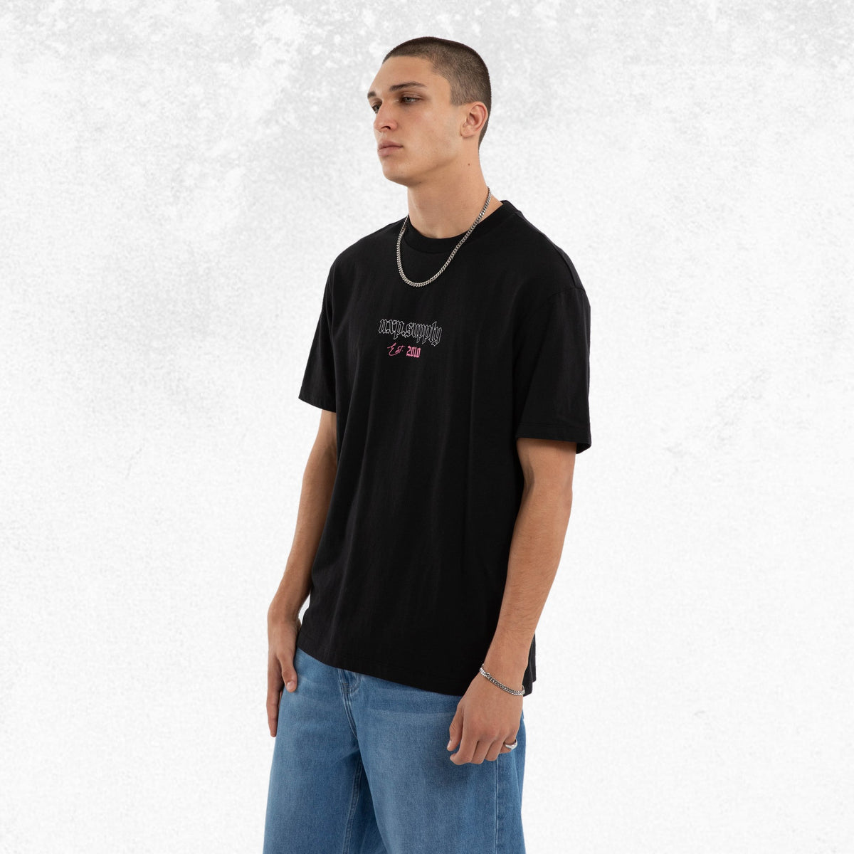 Nena & Pasadena Upscale Relaxed Tee Jet Black 2