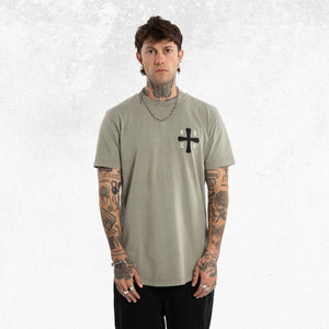 Kiss Chacey Hyped Dual Curved Tee Pigment Shadow 1