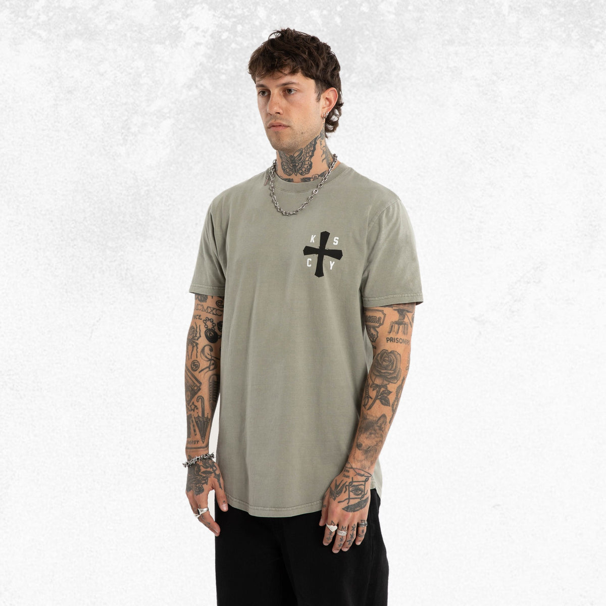 Kiss Chacey Hyped Dual Curved Tee Pigment Shadow 3
