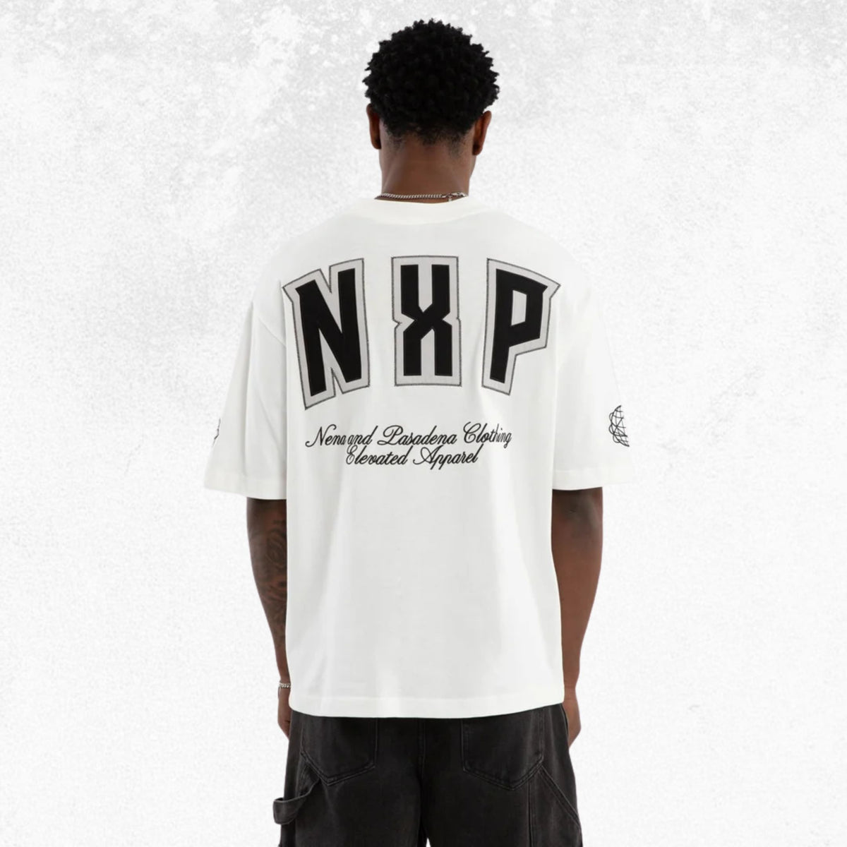 Nena & Pasadena Figures Oversized Tee