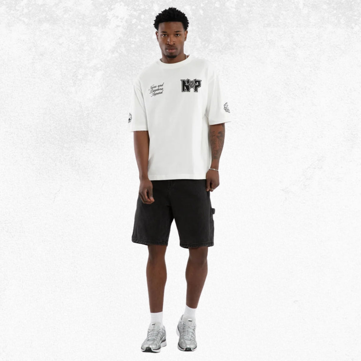 Nena & Pasadena Figures Oversized Tee
