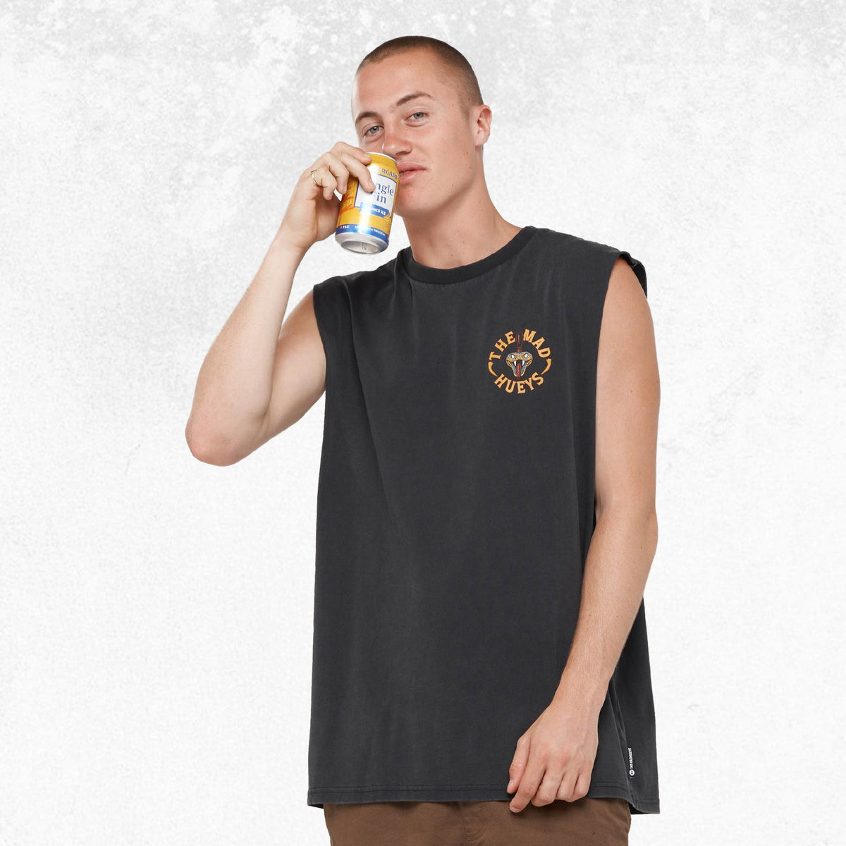 The Mad Hueys Fanging Keg Muscle Tee Washed Black 3