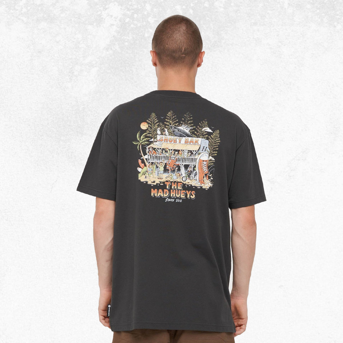 The Mad Hueys Shoey Bar SS Tee Vintage Black 3