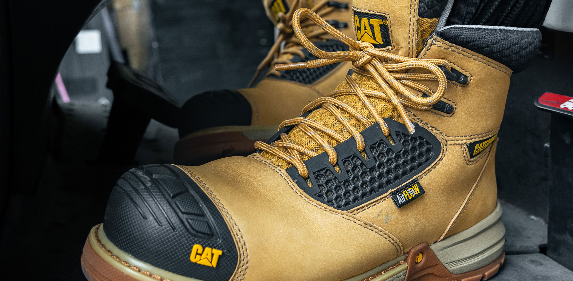 Step into Safety and Comfort with the New Excavator Superlite Cool